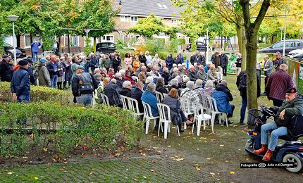 © Arie van den Dungen