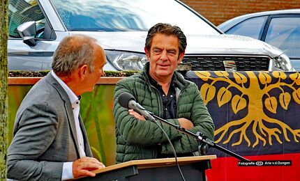 © Arie van den Dungen