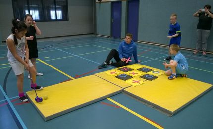 Golfles voor basisschool Oberon 