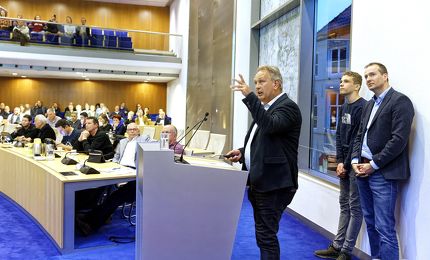 Comité 'Annapark" informeert Gemeenteraad © JANZANDEE@HOME.NL 