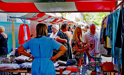 Rommelmarkt Graafsewijk Noord © Arie van den Dungen 