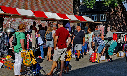 Rommelmarkt Graafsewijk Noord © Arie van den Dungen 