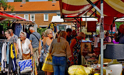 Rommelmarkt Graafsewijk Noord © Arie van den Dungen 