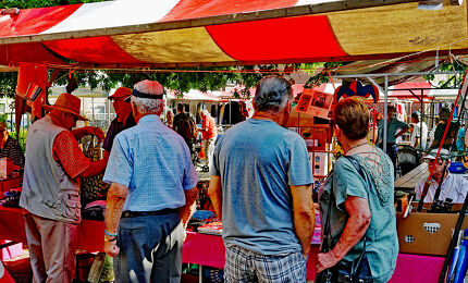 Rommelmarkt Graafsewijk Noord © Arie van den Dungen 